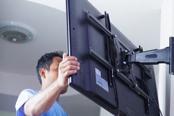Different Types of TV Mounting